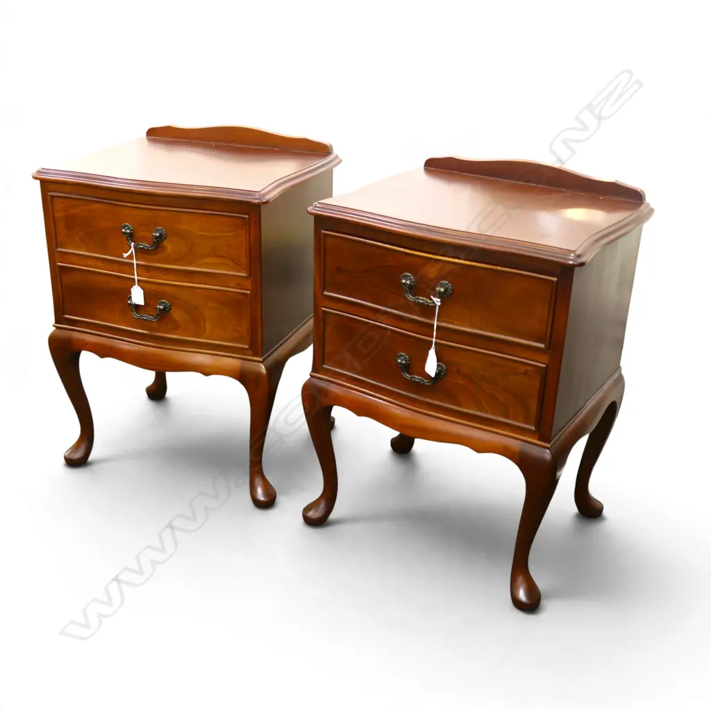 PR MAHOGANY BEDSIDE CABINETS 470x410x660mm Image 1++
