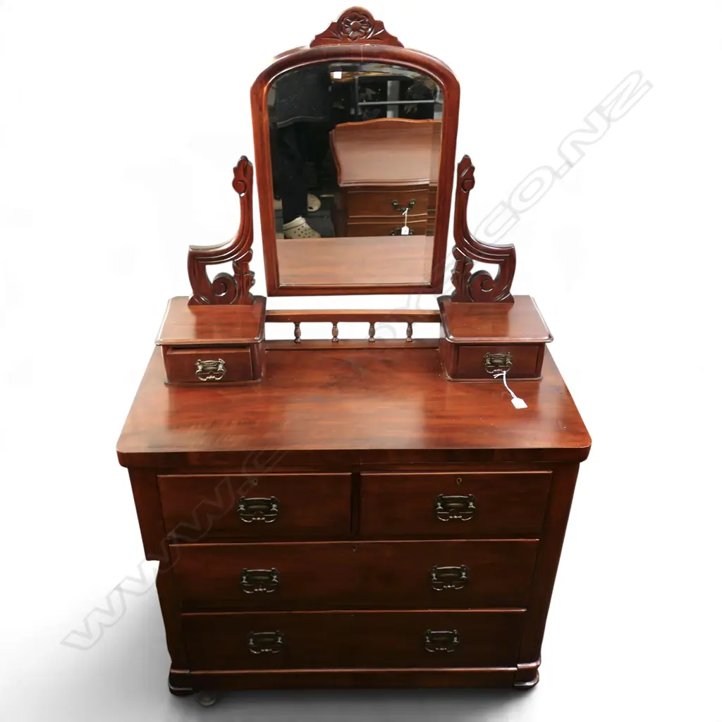 ANTIQUE DRESSER 940x440x1530mm Image 1++