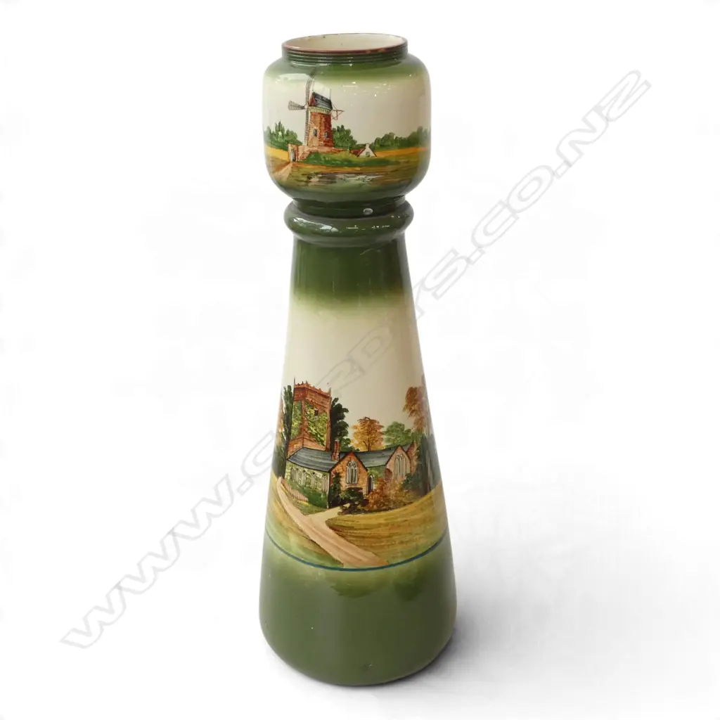 TORQUAY WARE POT (H.150mm) ON PEDESTAL H.600mm Image 1++
