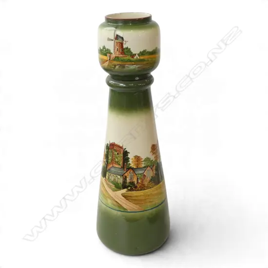 TORQUAY WARE POT (H.150mm) ON PEDESTAL H.600mm