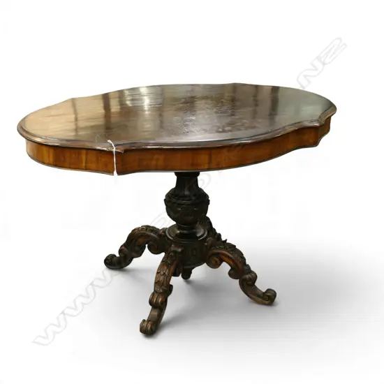 VICTORIAN OCCASIONAL TABLE 1170x780x750mm