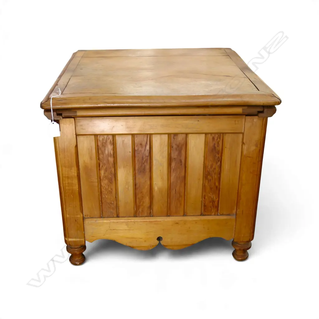 WOODEN COMMODE W.530mm Image 1++