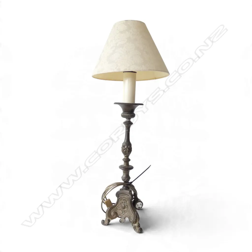 ANTIQUE STYLE TABLE LAMP H.810mm Image 1++