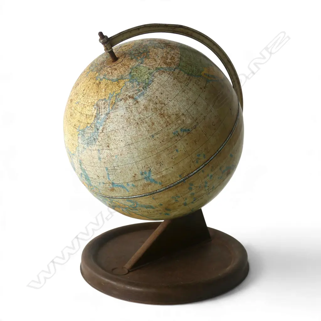 VINTAGE TIN WORLD GLOBE 'CHAD VALLEY' H.260mm Image 1++