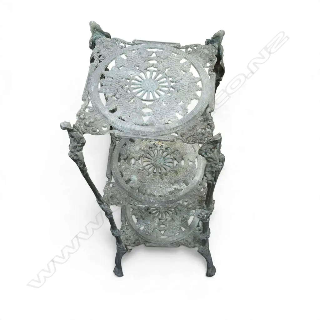 3 TIER METAL STAND H.715mm Image 1++