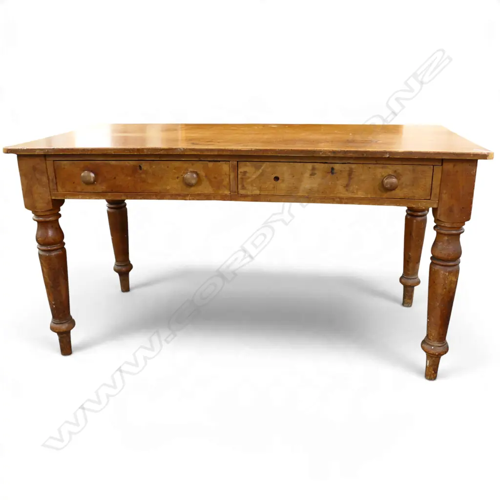 VINTAGE DESK w. 2 DRAWERS (1 KNOB MISSING) 1440x735x760mm Image 1++