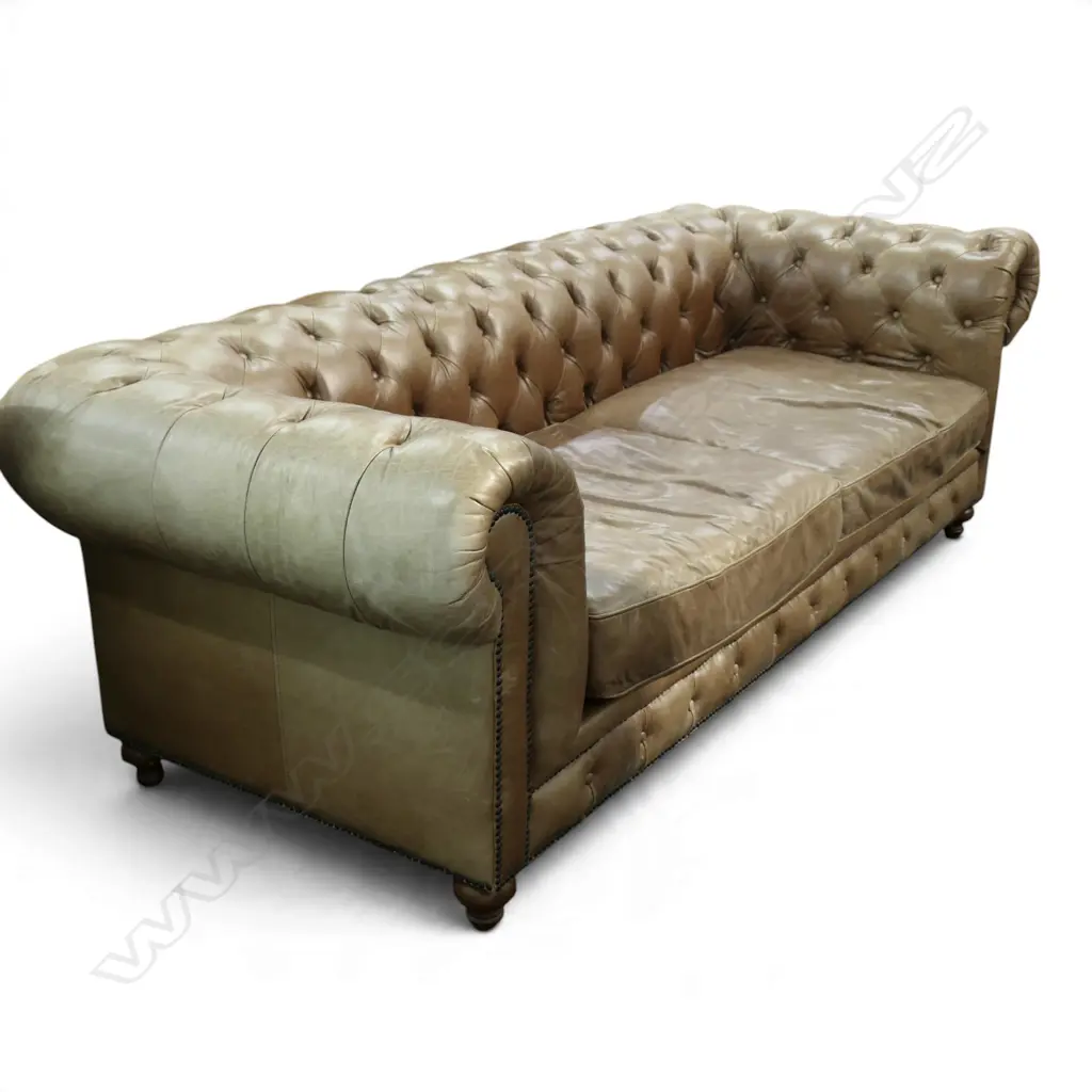 LARGE DEEP BUTTONED LEATHER CLUB TYPE CHESTERFIELD SOFA. Light tan tone. L.2450mm Image 1++