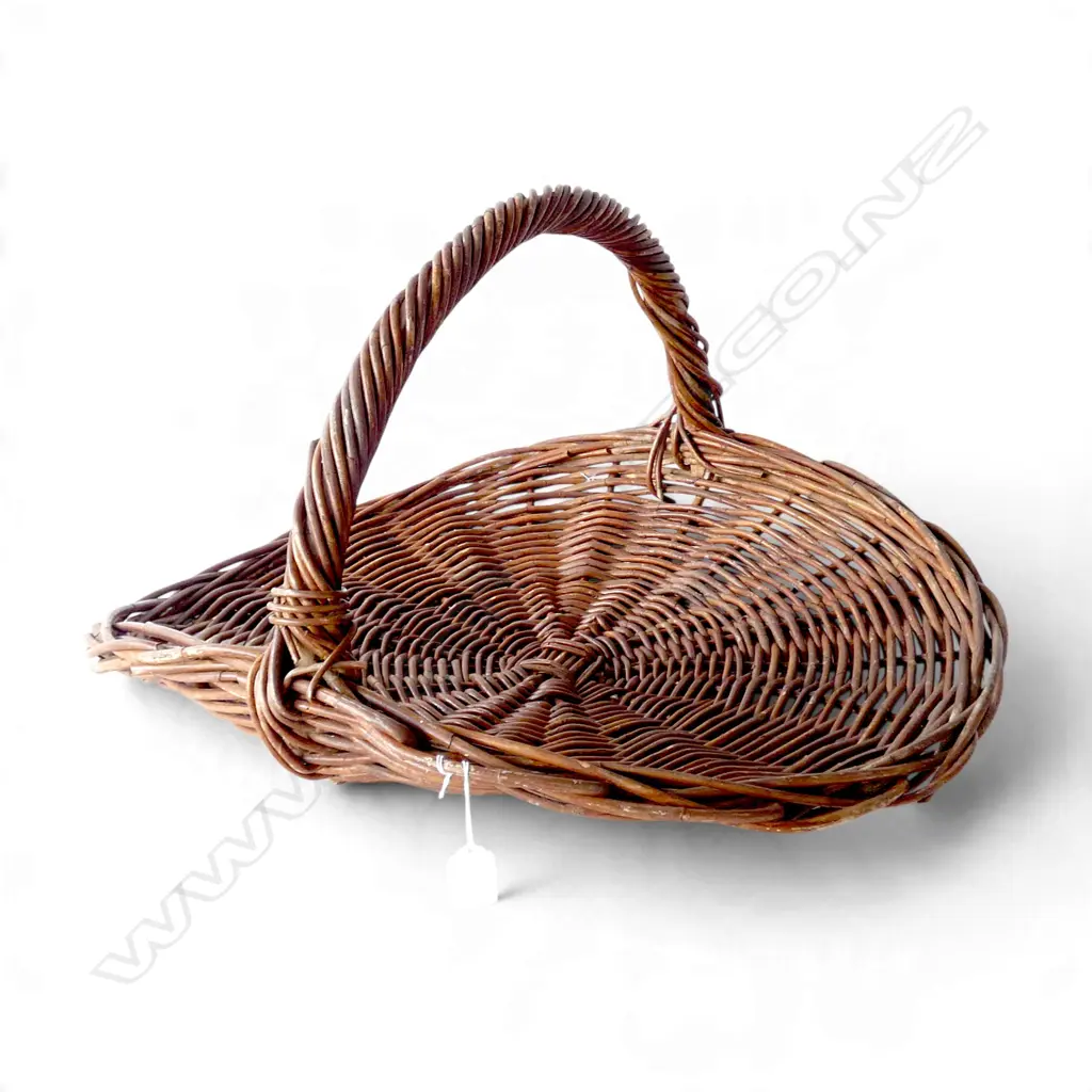 VINTAGE WOVEN WICKER GATHERING BASKET, L.620mm W.540mm H.350mm Image 1++