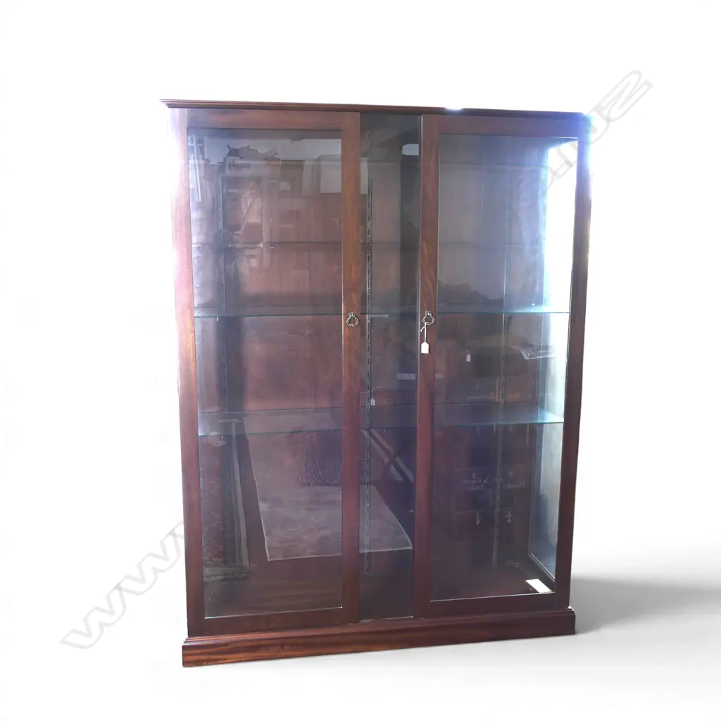 LGE MAHOGANY DISPLAY CABINET. 2 full length glazed doors 4 glass adjustable shelves. 1410 x 440 x 1875mm. Image 1++