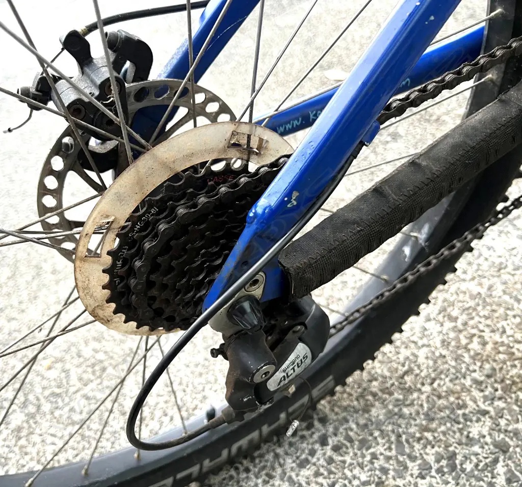 KONA SHRED DOWNHILL MOUNTAIN BIKE with front fork air suspension Image 1++
