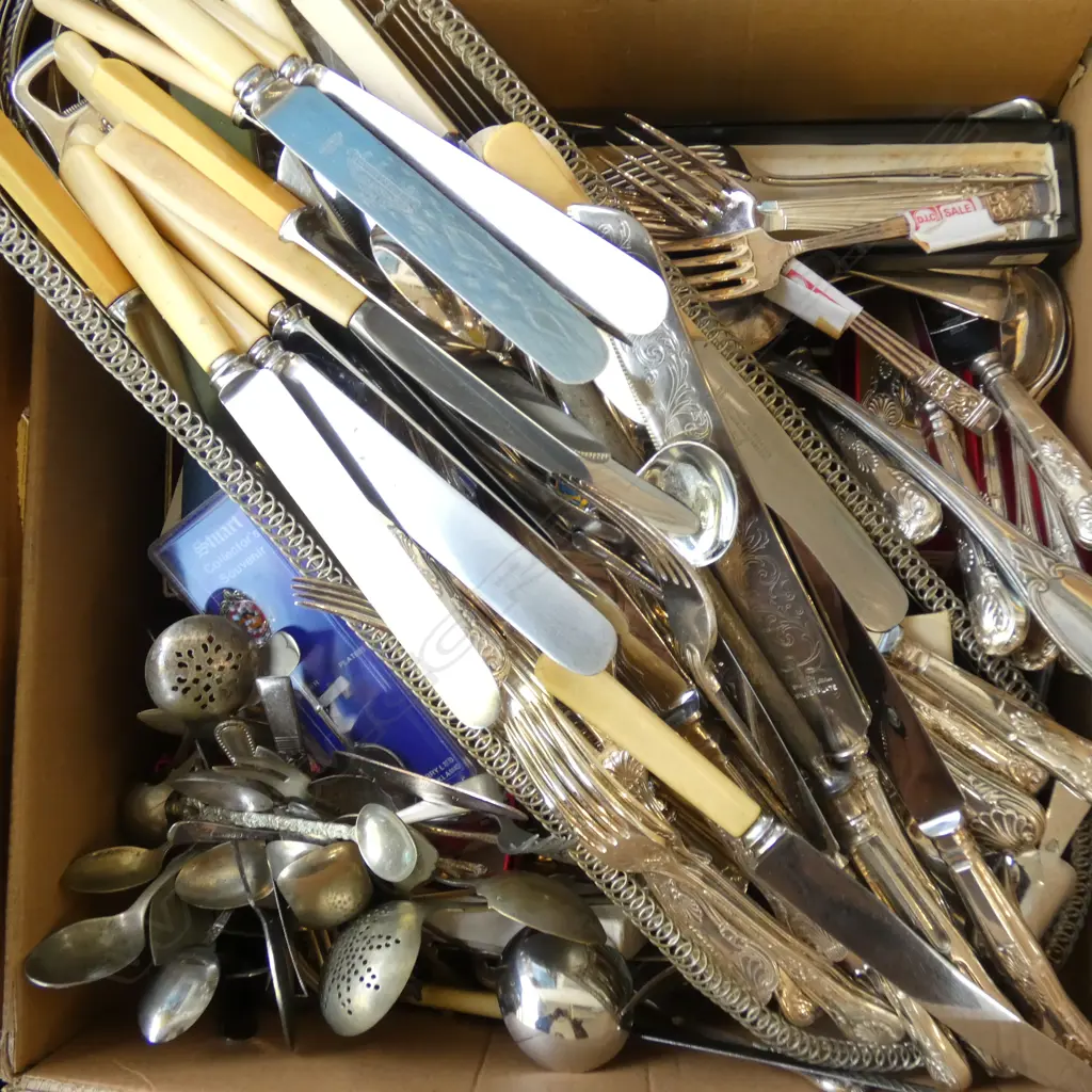 ASST. CUTLERY (SOME BOXED) Image 1++
