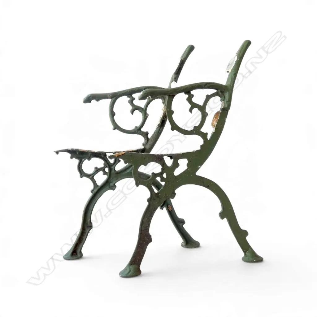 PR GREEN PAINTED GARDEN BENCH ENDS H.780mm Image 1++