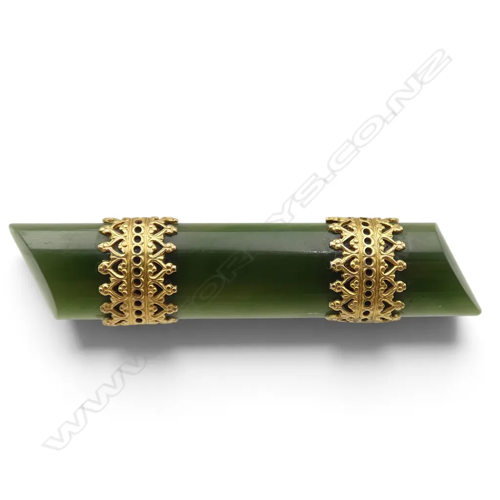 c1900 POUNAMU & gilded 9ct GOLD BAR BROOCH Image 1++