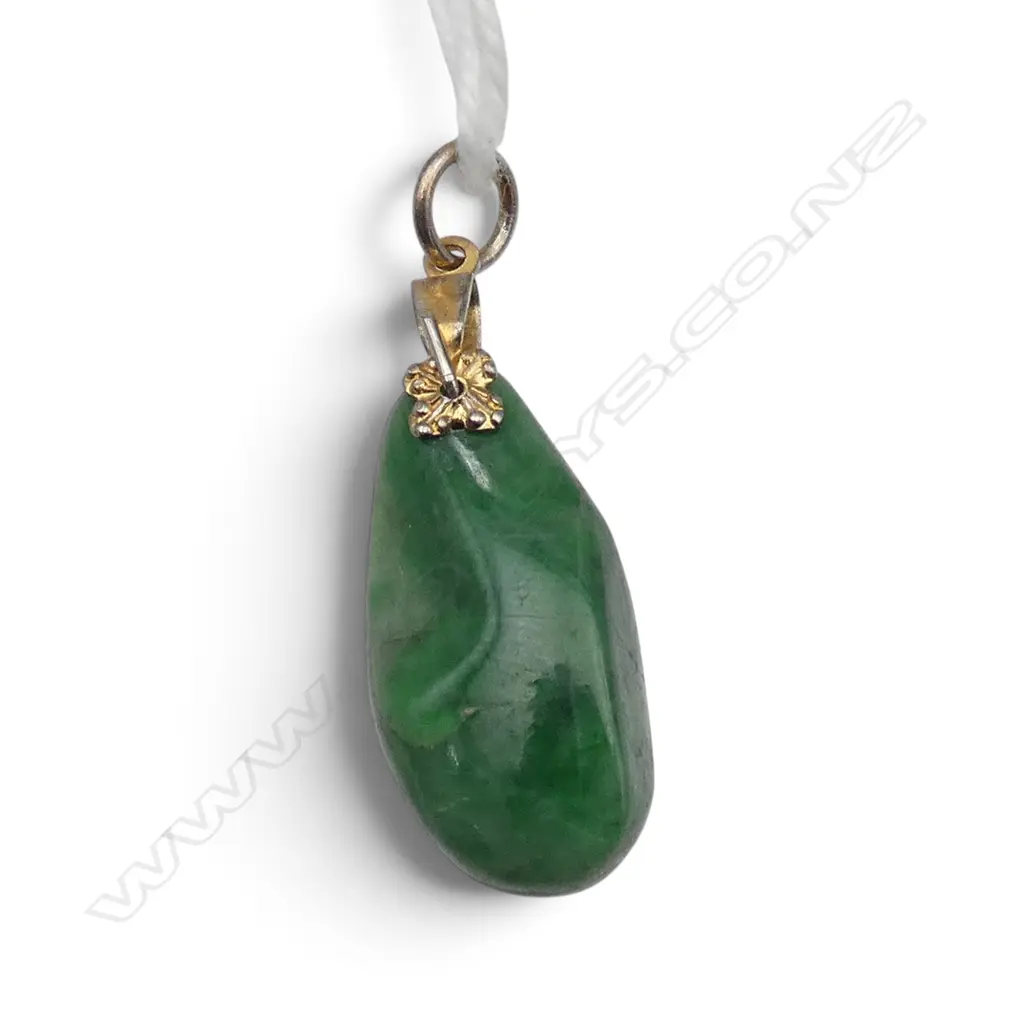 JADEITE GREEN polished pebble form PENDANT with gold plated bale fitting Image 1++