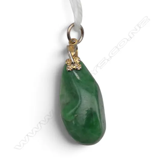 JADEITE GREEN polished pebble form PENDANT with gold plated bale fitting