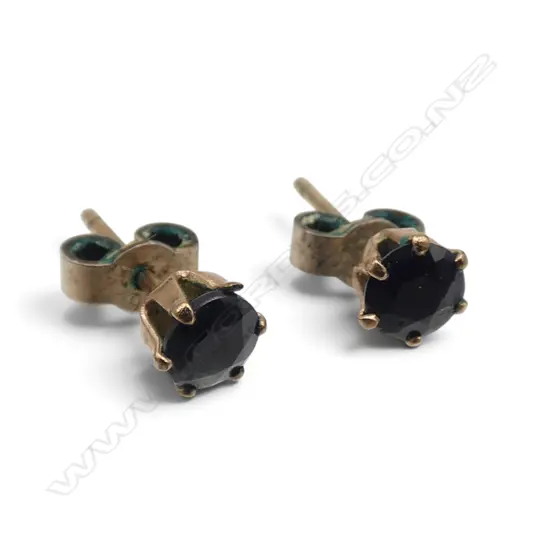 PR 9ct SML SAPPHIRE STUD EARRINGS, 0.35gm, butterflys not gold