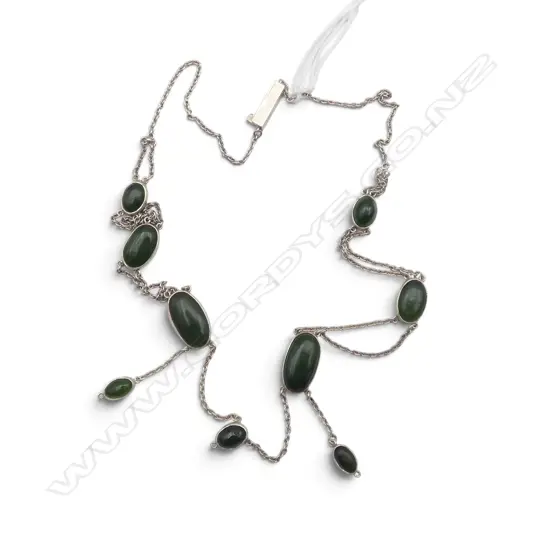 STYLISH SILVER & POUNAMU NECKLACE set w oval cabochons