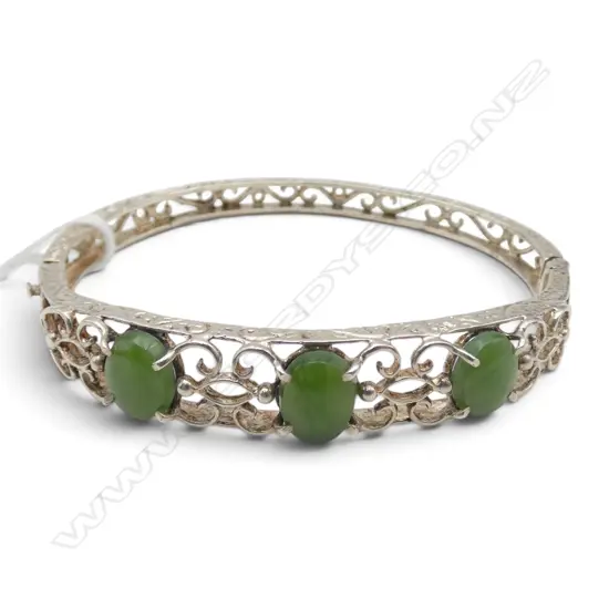 S/SILVER & NZ GREENSTONE BANGLE 12.2GMS TOTAL WIEGHT
