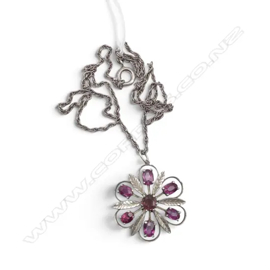 SILVER & AMETHYST? RADIATING FLORAL PENDANT on SILVER CHAIN