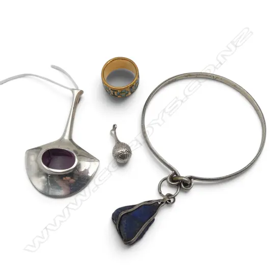 4 PCES JEWELLERY; DAVID ANDERSEN NORWAY STG SILVER PENDANT 60x40mm, LAPIS BRACELET, CHARM, RING