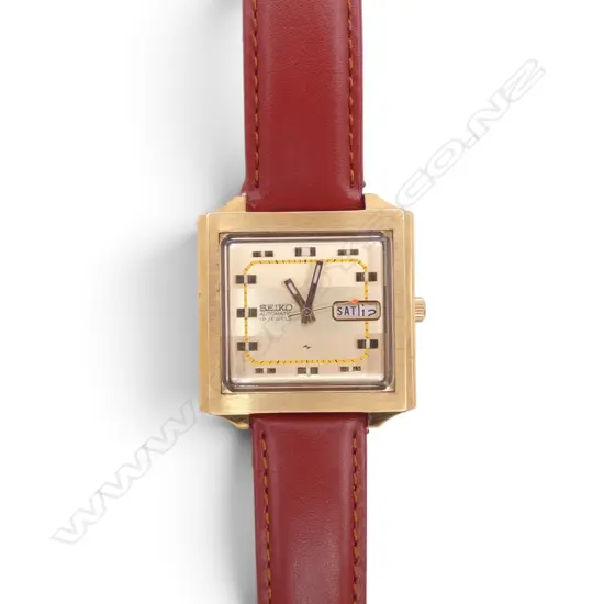 1970'S SEIKO 'TV DIAL' AUTOMATIC 19 JEWELS WATCH, GOLD PLATED, NEW LEATHER STRAP