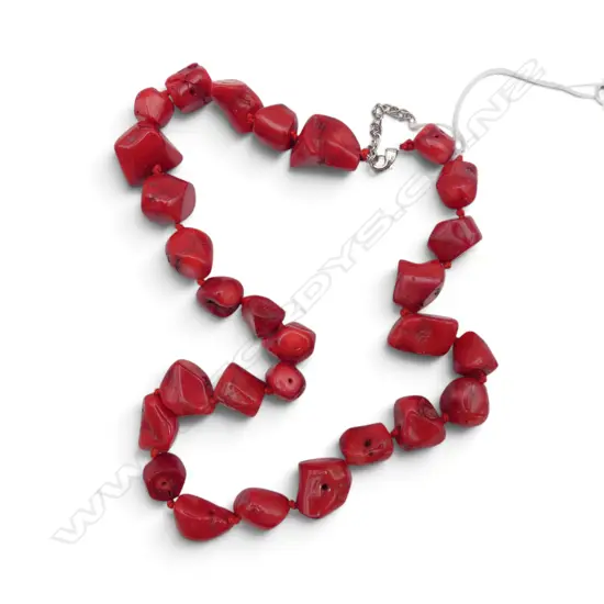 DYED RED CORAL NECKLACE
