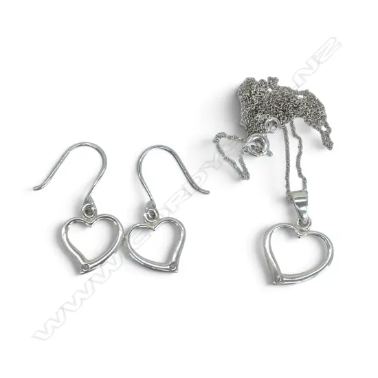 SILVER HEART NECKLACE AND MATCHING EARRINGS