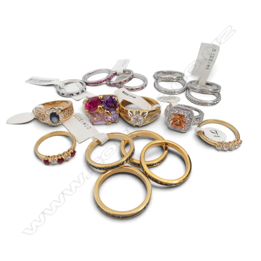 QTY COSTUME RINGS, NEW Image 1++