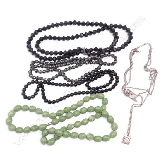 BAG LOT BEAD NECKLACES 