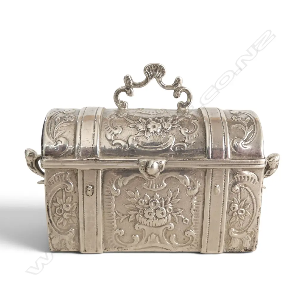 STG SILVER LIDDED CONTAINER, IMPORT MARKS FOR LONDON 1891 W.100mm 128gms Image 1++