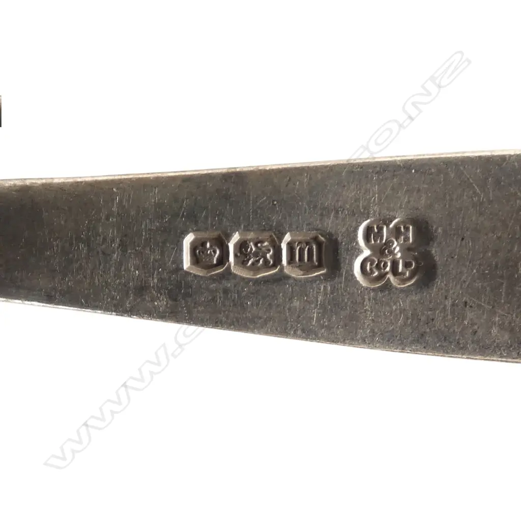 STG SILVER SAUCE LADLE + TONGS + PR TEASPOONS + JAM SPOON. 145gms Image 1++