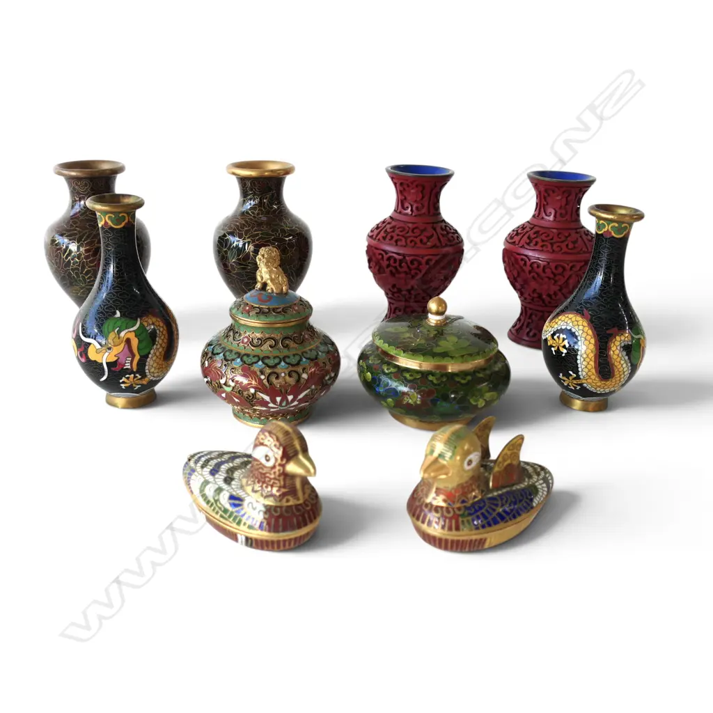 3 PRS ORIENTAL VASES H.105mm, 2 CLOISONNE LIDDED CONTAINERS, 2 CLOISONNE DUCKS Image 1++