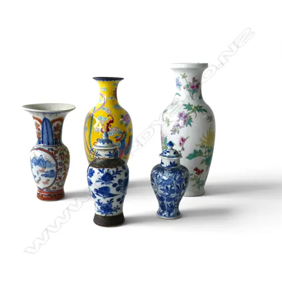 5 ORIENTAL VASES H.260mm FAULTS