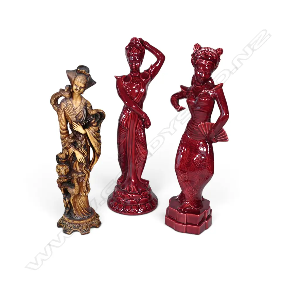 3 ORIENTAL FIGURES; 2 RED CERAMIC H.440mm, RESIN) Image 1++