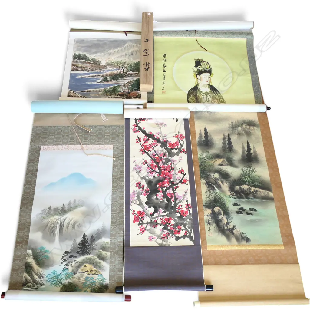 5 ORIENTAL SCROLLS (1 BOXED) Image 1++