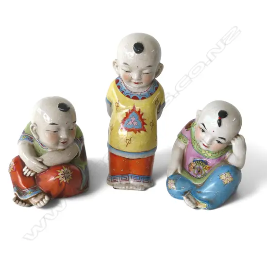 3 ORIENTAL CERAMIC CHILDREN H.320mm