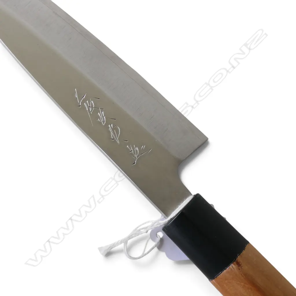 TOJIRO ZEN JAPANESE KITCHEN KNIFE, STAINLESS STEEL, MAGNOLIA WOOD HANDLE, signed to blade Image 1++