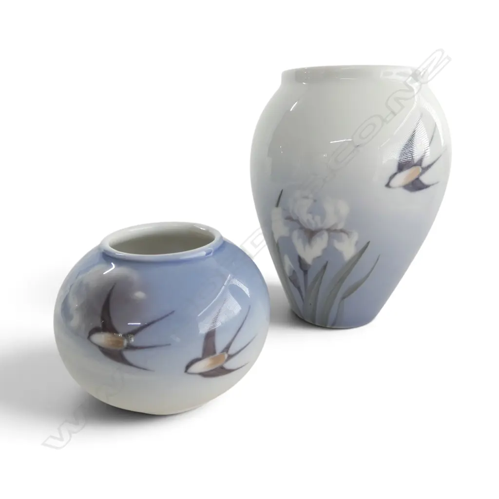 2 ROYAL COPENHAGEN SWALLOW VASES, H.115, 60mm Image 1++