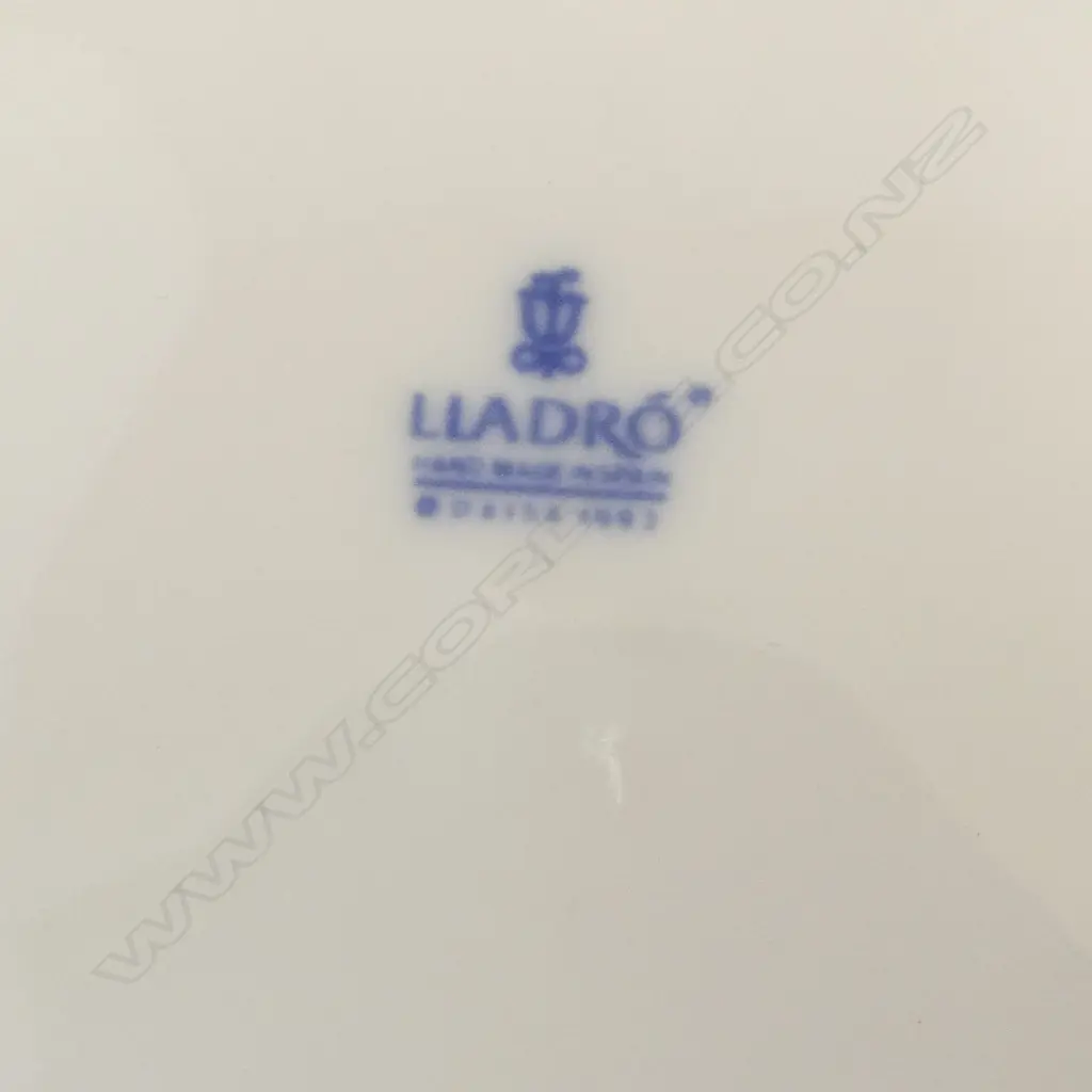 2 BOXED LLADRO PIN DISHES Dia.100mm Image 1++