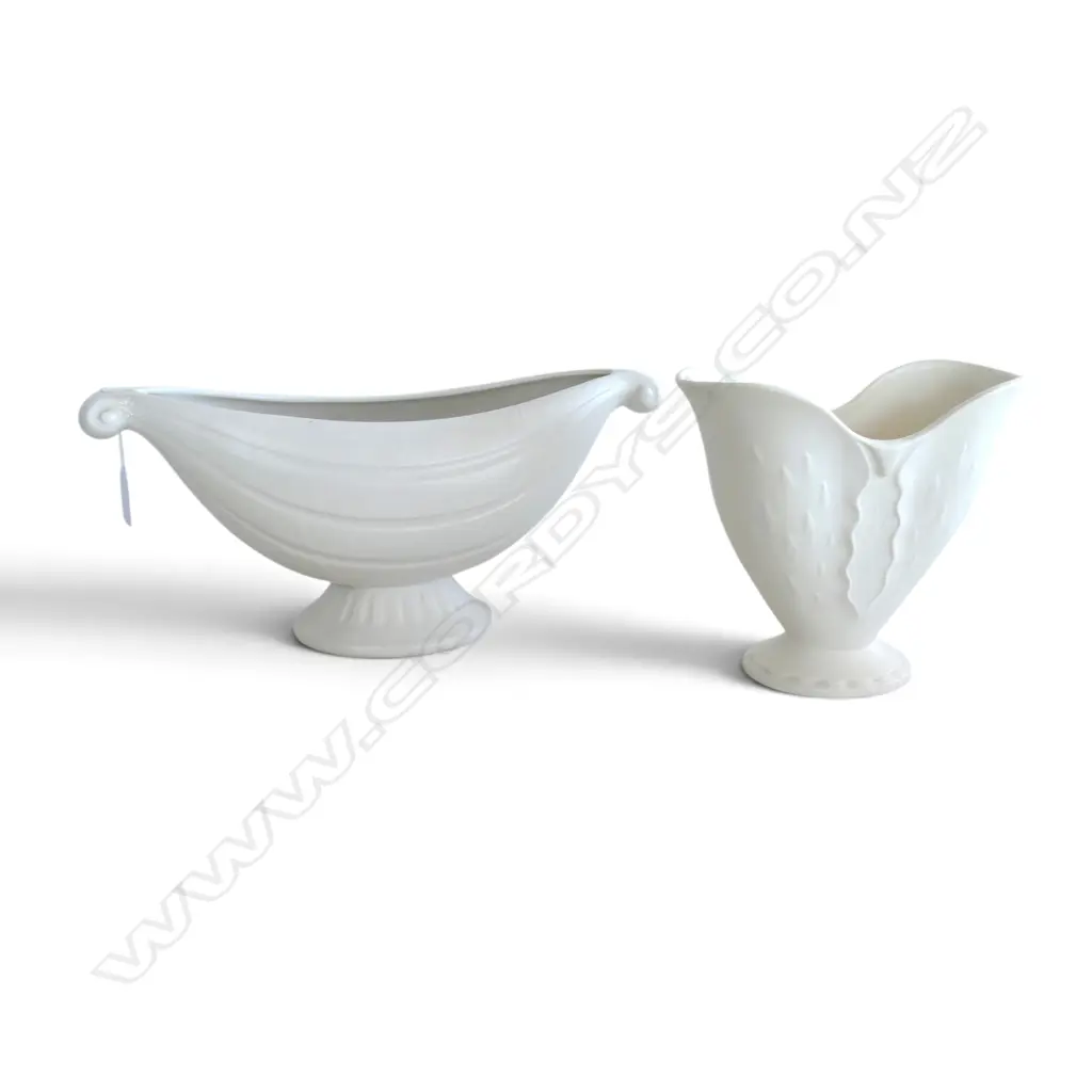 2 CROWN LYNN VASES; #671 W.360mm HAIRLINE, KELSTON POTTERIES #604 H.185mm Image 1++
