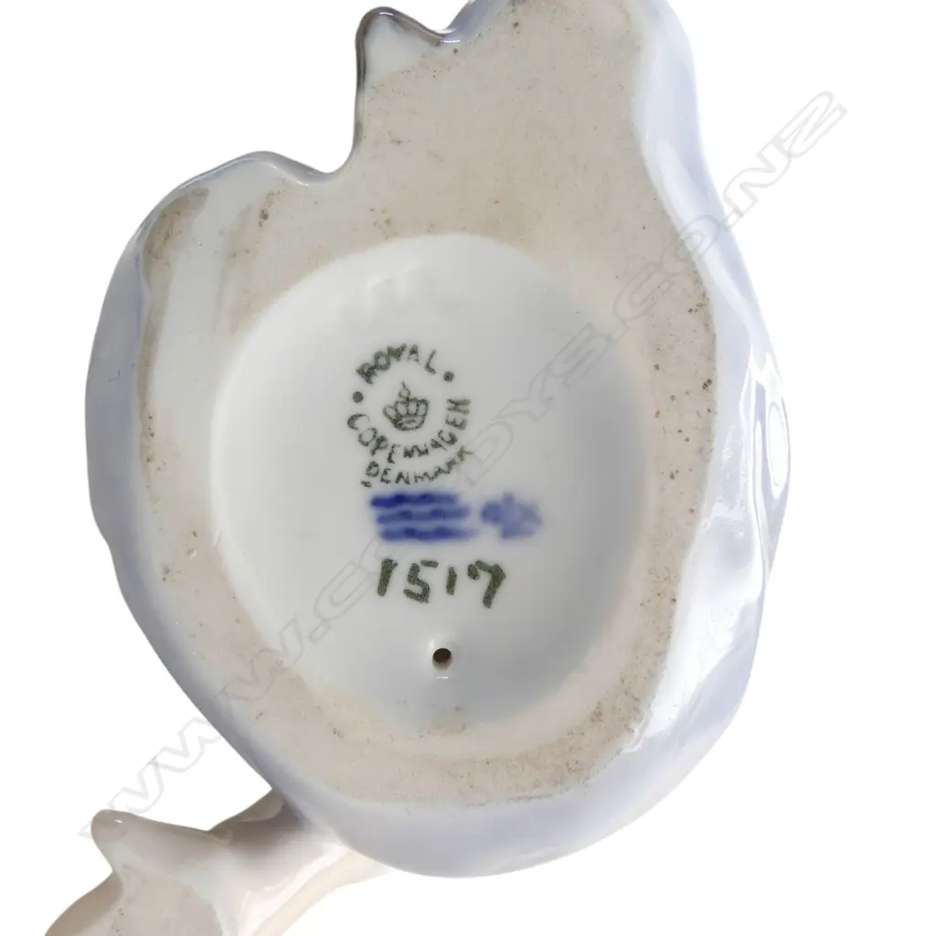 2 ROYAL COPENHAGEN FIGURINES, CRAWLING BABY(1938), H.75, POINTING BABY (1955), 90mm Image 1++