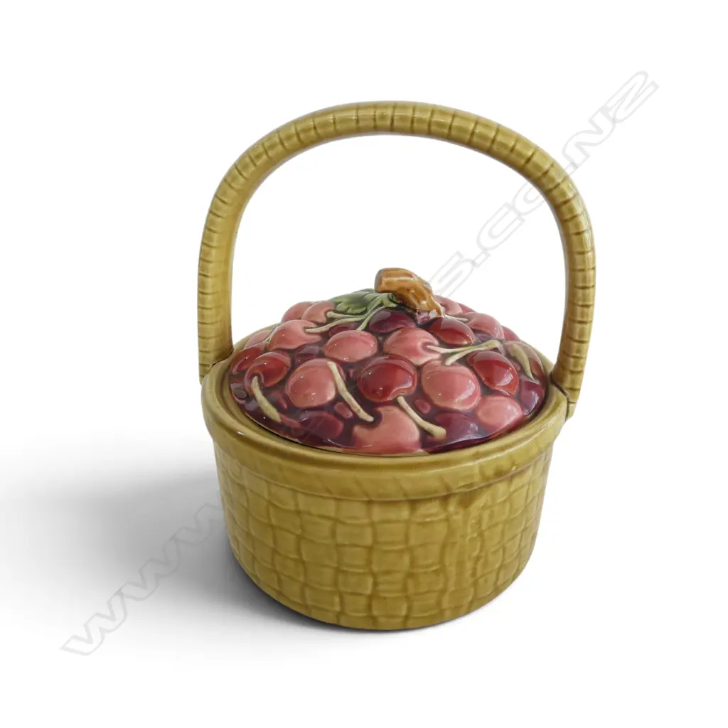 SAREGUEMINES LIDDED 'CHERRY' BASKET H.210mm Image 1++