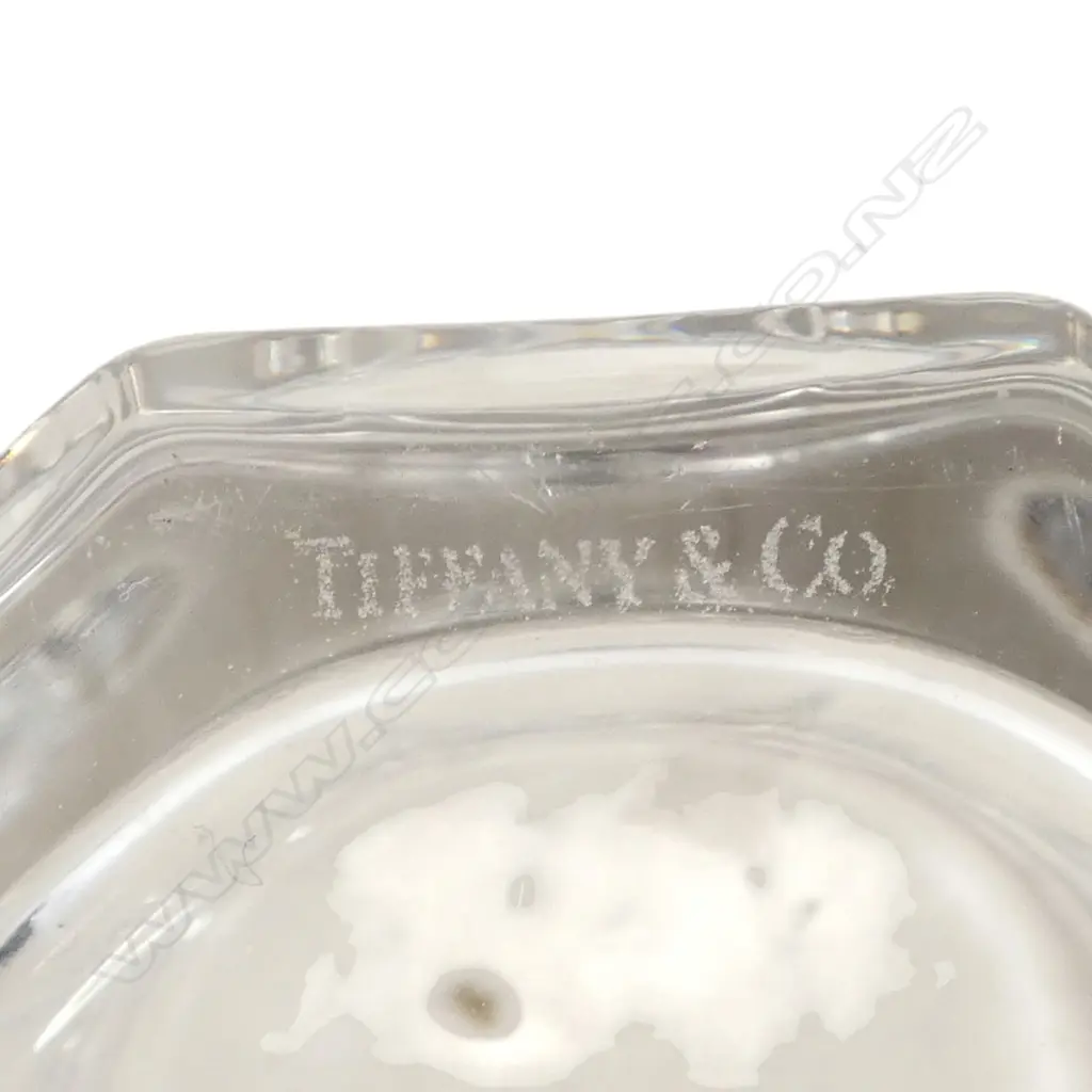 10 PCES ROYAL WORCESTER EVESHAM; 8 DISHES 145mm dia, 2 OVEN TRAYS 210x360mm + + 2 TIFFANY & CO. GLASS TEA LIGHTS Image 1++