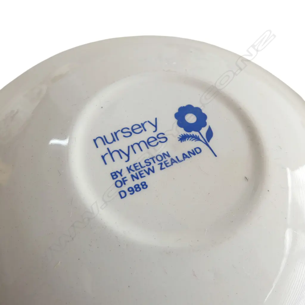 LLADRO CAT & GIRL w. RABBIT H.135mm, KELSTON NURSERY RHYMES C/S, 2 PCES CARLTONWARE Image 1++