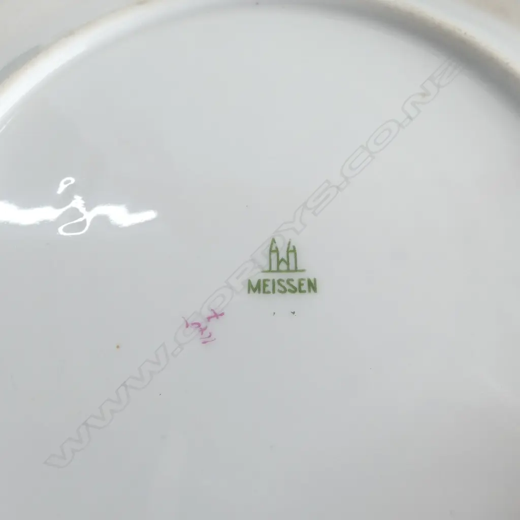 7 MEISSEN PLATES 250mm dia Image 1++