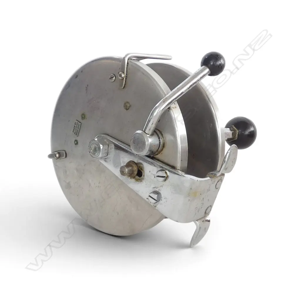 ALLCOCKS STAINLESS STEEL LARGE SIZE SALMON FISHING REEL DIA150MM Image 1++