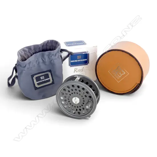 BOXED HARDY JLH SALMON 789 FISHING REEL & LEATHER HARDY  REEL HOLDER DIA140MM