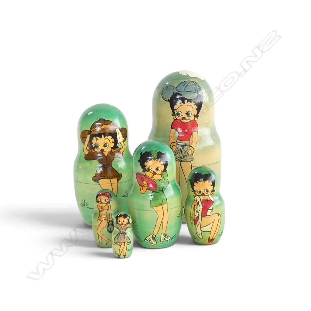 BETTY BOOP RUSSIAN MATRYOSHKA 6 PCE DOLL SET H.60mm Image 1++