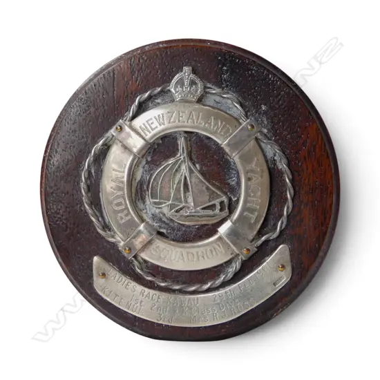 STG SILVER ROYAL NZ YACHT SQUADRON TROPHY, 1961 H.85mm