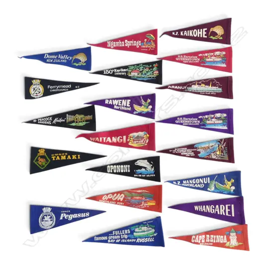NZ 1960s/70s PENNANT FLAGS L.240mm